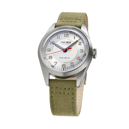 Tool Watch compact en acier avec bracelet textile ultra résistant.