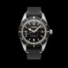 Montre de sport Carlingue Diver, étanche à 20 ATM, cadran et lunette noirs.