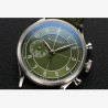 Cadran sablé de montre Blackcat Shaka, vert olive, index en chiffres arabes et aiguilles feuilles.