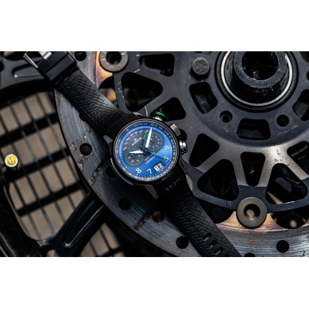 Montre légère en titane avec mouvement à quartz Ronda 8020N et bracelet en caoutchouc