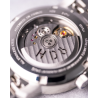 Calibre La Joux-Perret G100 avec une masse oscillante décorée de côtes de Genève.
